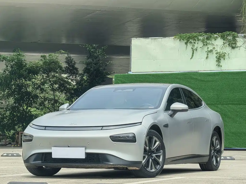XPeng P7