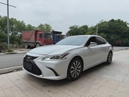 Lexus ES 2019