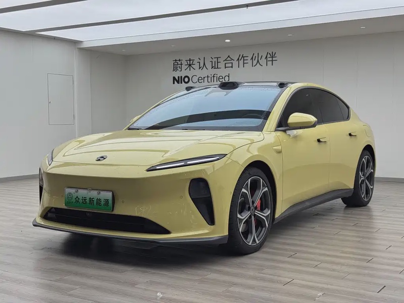 NIO ET5