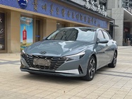 Hyundai Elantra 2022