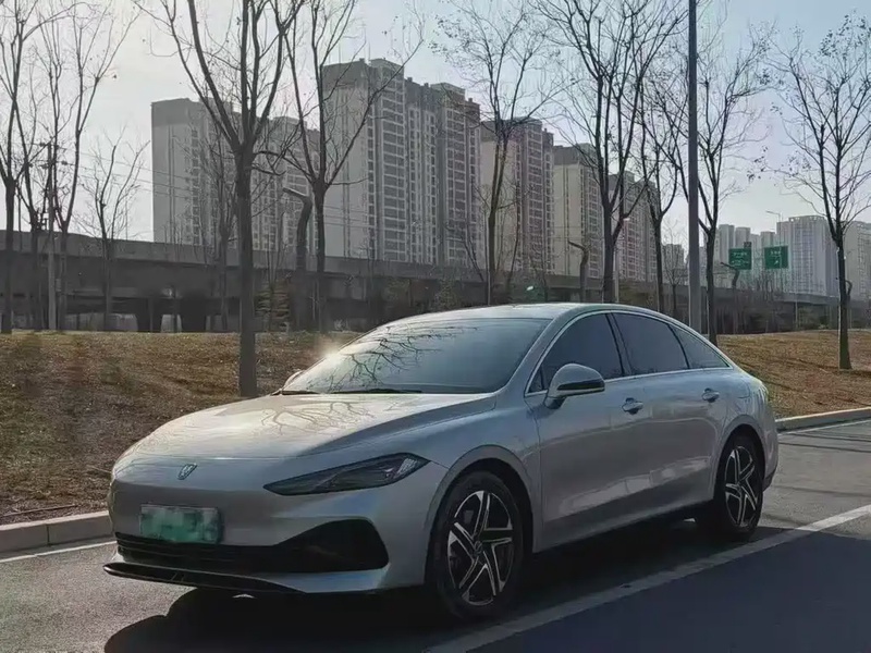 Roewe D7