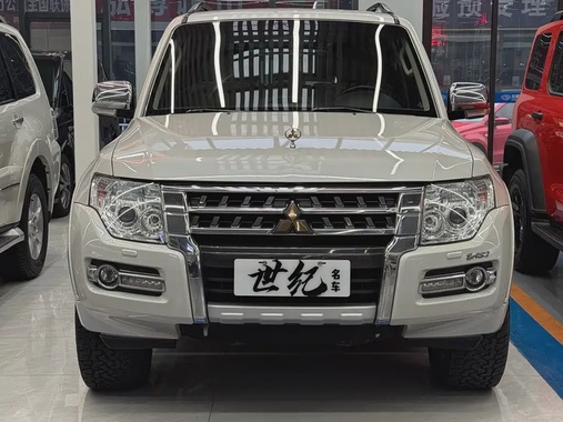 Mitsubishi Pajero 2019