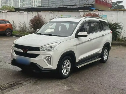 Wuling Hongguang 2018