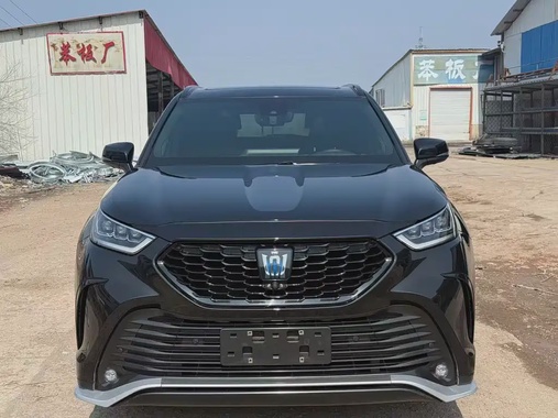 Toyota Crown Kluger 2022