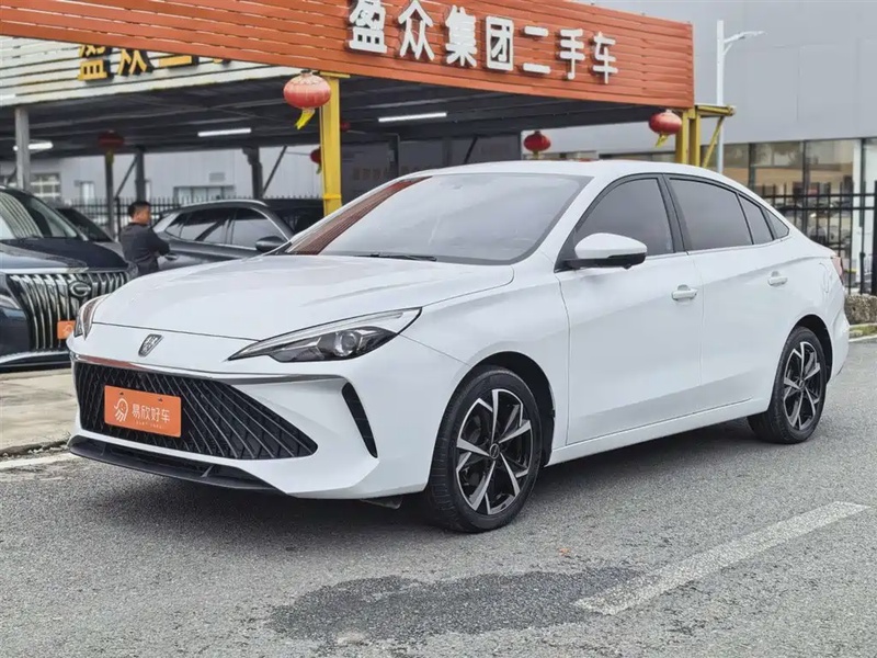 Roewe i5