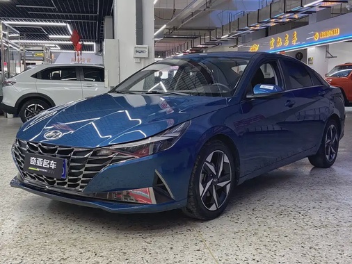 Hyundai Elantra 2022
