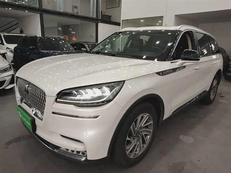 Lincoln Aviator