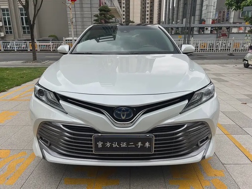 Toyota Camry 2019