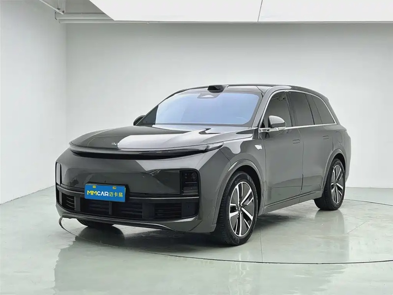 Li Auto L8