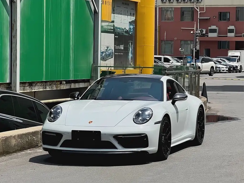 Porsche 911