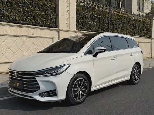 BYD MAX 2019