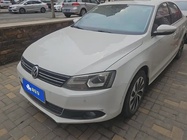 Volkswagen Sagitar 2014
