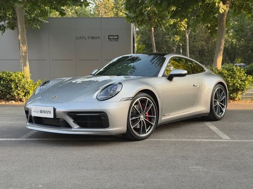 Porsche 911 2021