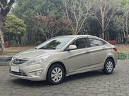 Hyundai Verna 2013