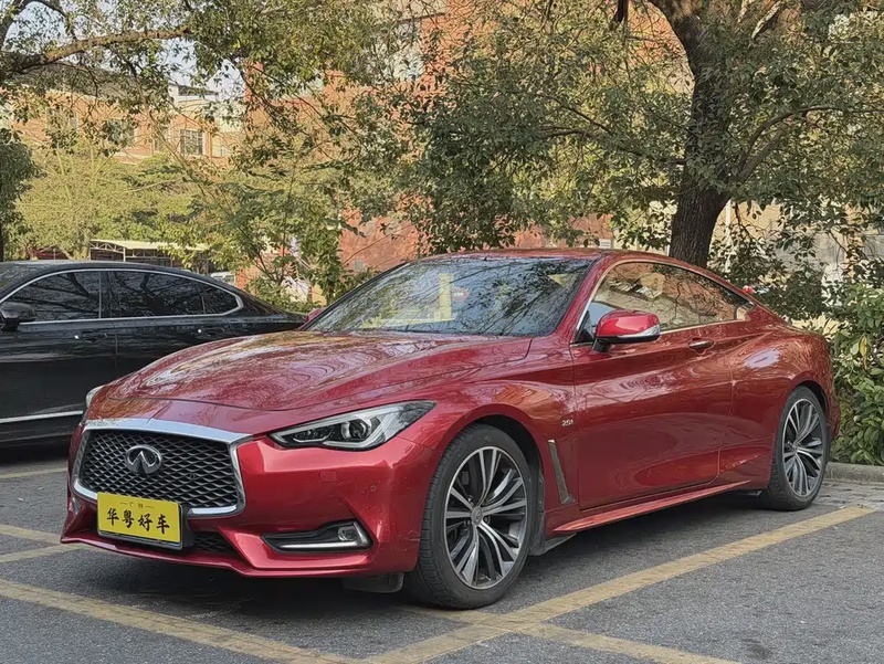 Infiniti Q60