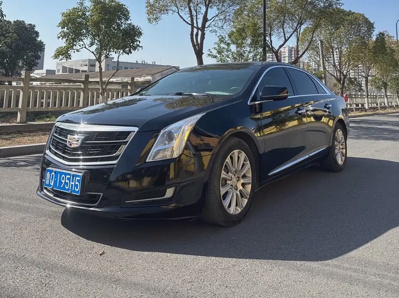 Cadillac XTS