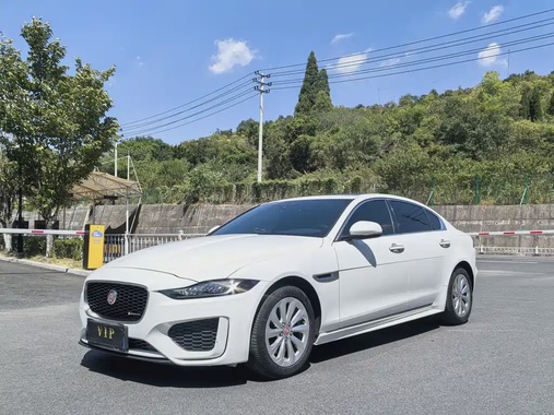 Jaguar XE 2020