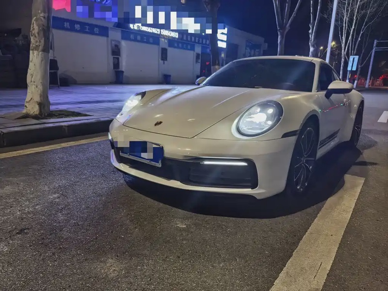 Porsche 911