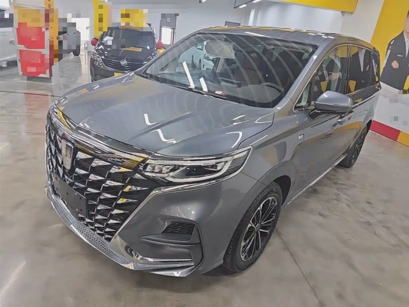 Roewe iMAX8