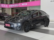 Tesla Model Y 2025