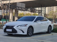 Lexus ES 2022