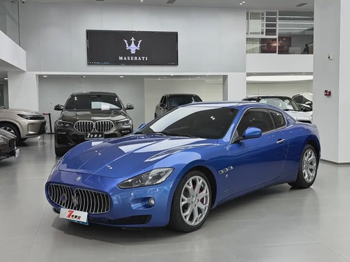 Maserati GranTurismo 2015