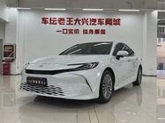 Toyota Camry 2025