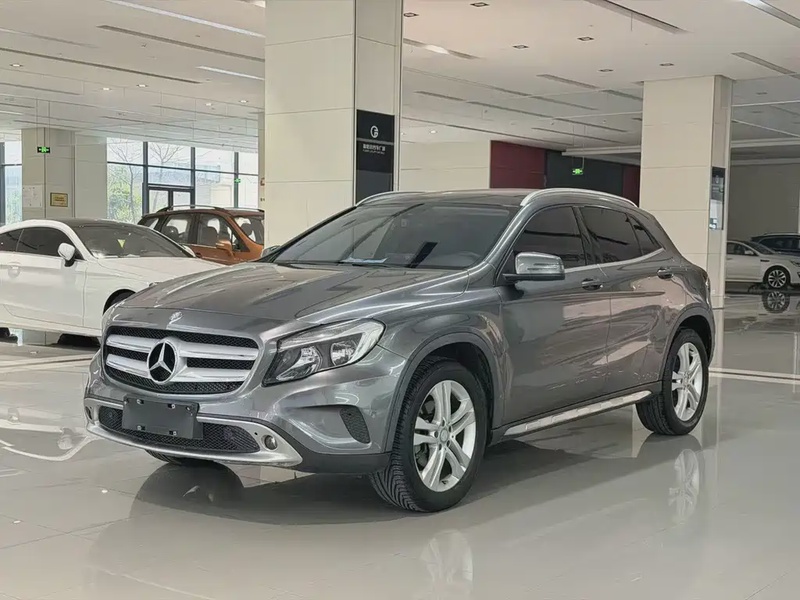 Mercedes-Benz GLA-Class