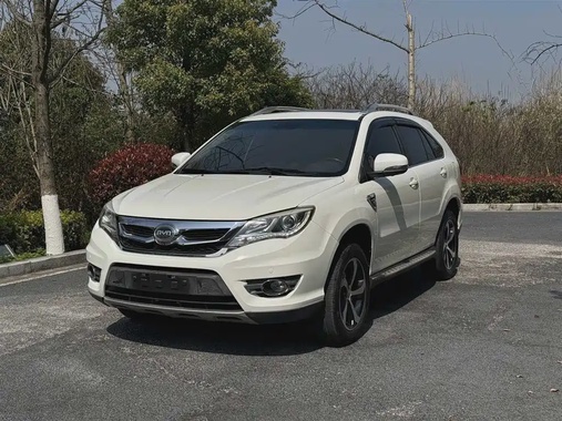 BYD S7 2015