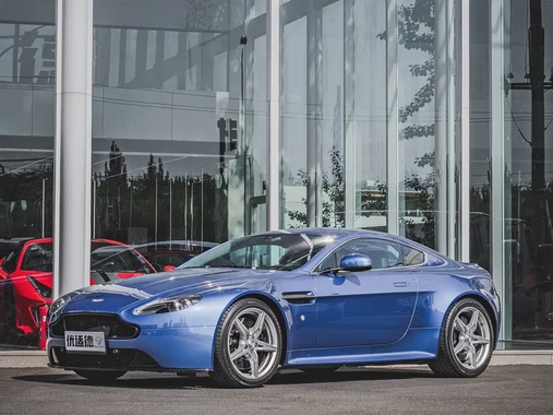 Aston Martin Vantage 2018