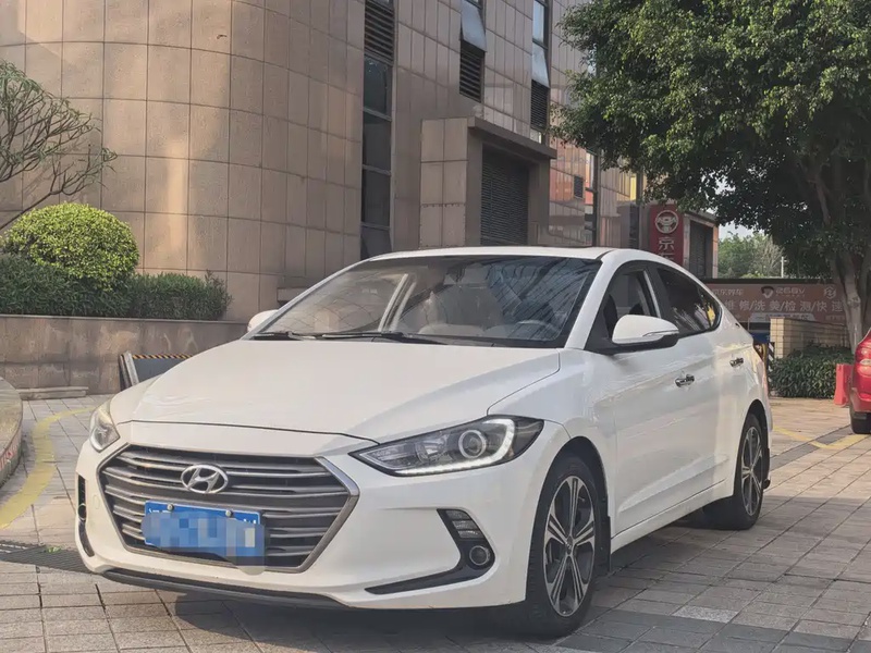 Hyundai Elantra