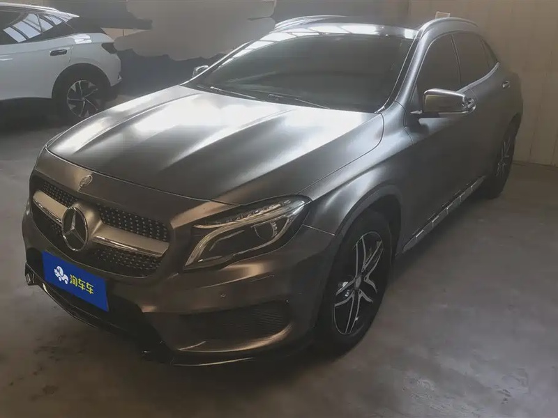 Mercedes-Benz GLA-Class