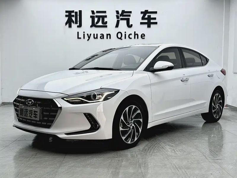Hyundai Elantra