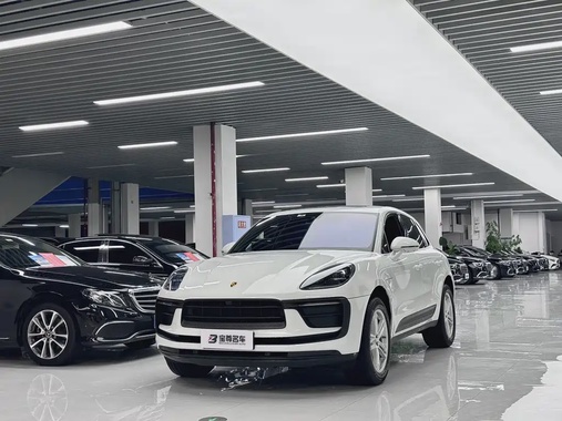 Porsche Macan 2022