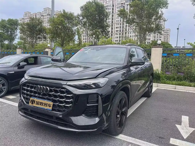 Audi Q6