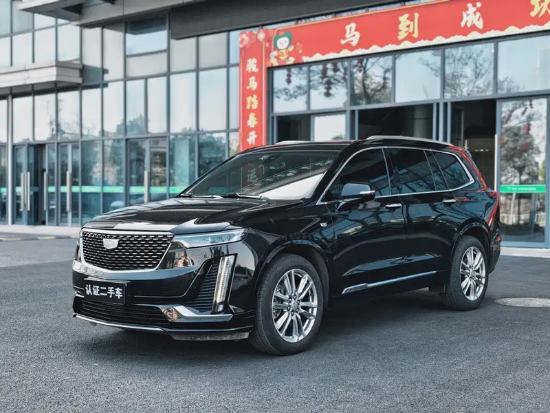 Cadillac XT6