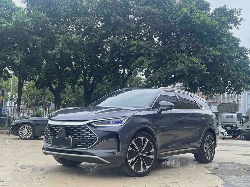 BYD Tang