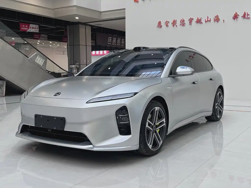 NIO ET5T