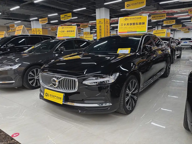 Volvo S90