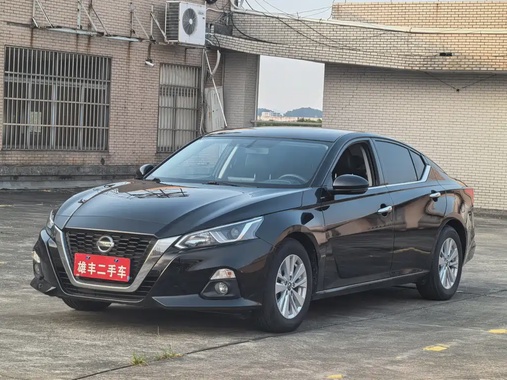 Nissan Teana 2022