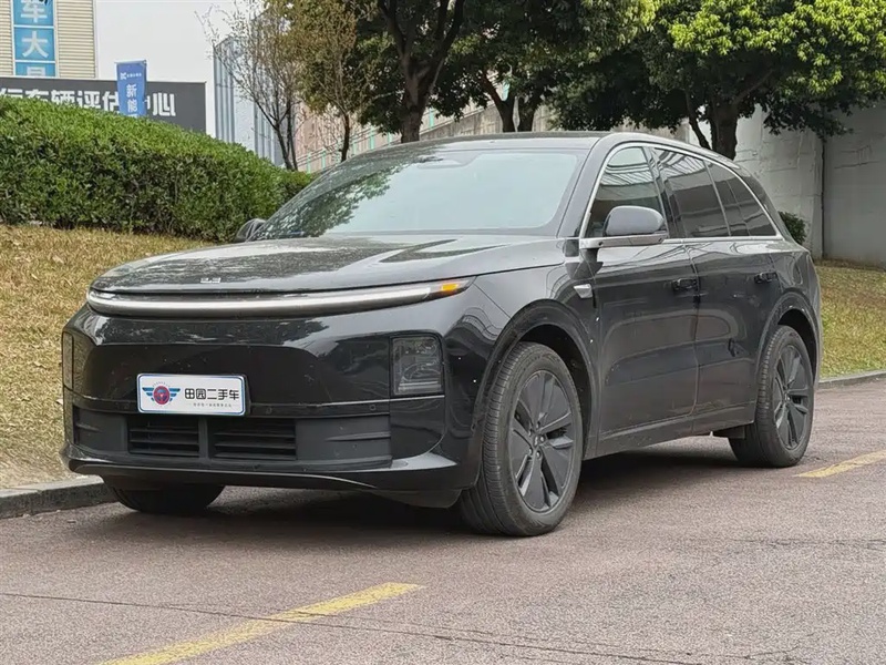 Li Auto L6