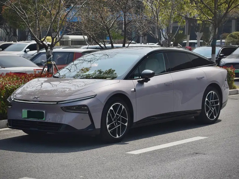 XPeng P7
