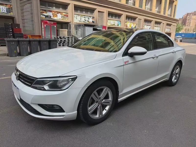 Volkswagen Lamando