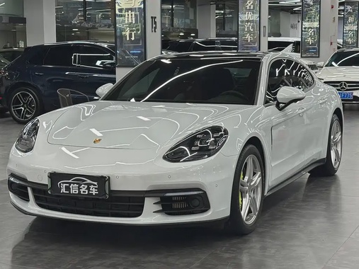Porsche Panamera 2021