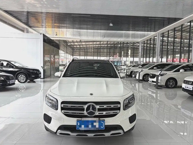 Mercedes-Benz GLB-Class
