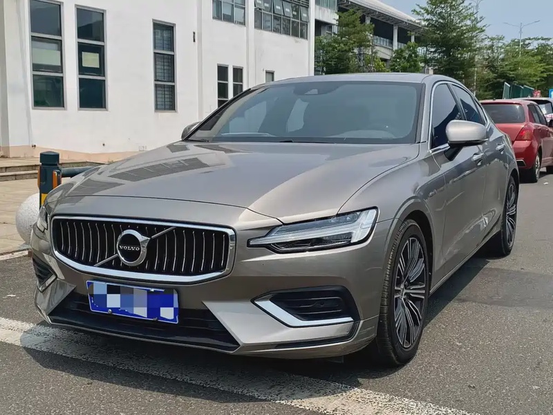 Volvo S60