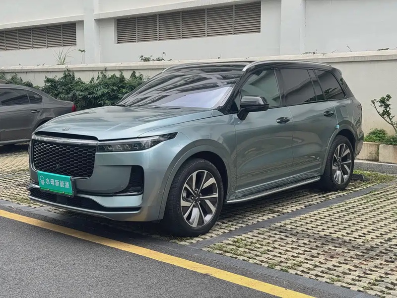 Li Auto ONE