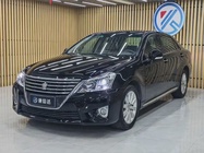 Toyota Crown 2013
