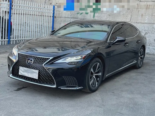 Lexus LS 2023