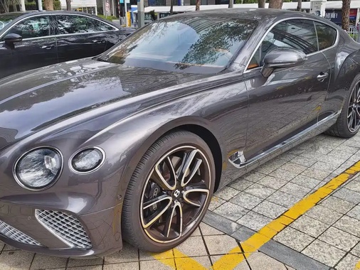 Bentley Continental 2021